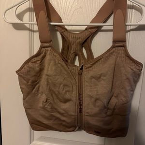 Shefit low impact bra. 3luxe